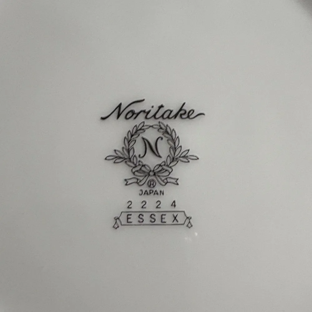 Noritake Elegant White and Gray (silver) Floral Plate set of 10